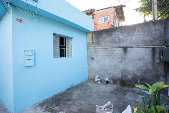 Quintal de casa para alugar com 2 quartos, 110m² em Taboão, Diadema