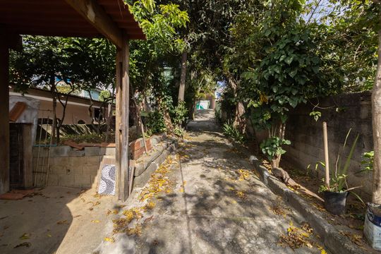 Área Comum - Entrada de casa para alugar com 2 quartos, 90m² em Jardim das Oliveiras, São Paulo