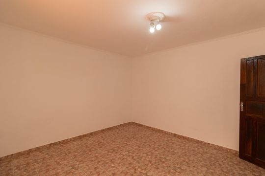 Quarto 1 de casa para alugar com 2 quartos, 90m² em Jardim das Oliveiras, São Paulo