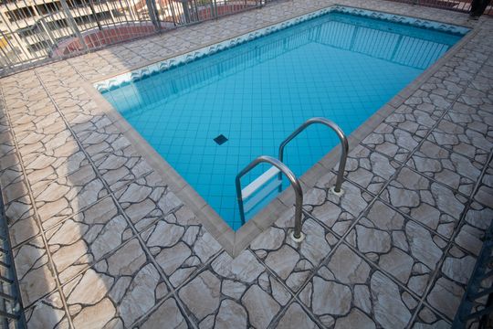 Área comum - Piscina de apartamento para alugar com 2 quartos, 80m² em Vilamar, Praia Grande