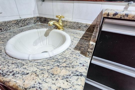 Apartamento à venda com 2 quartos, 91m² em Olaria, Rio de Janeiro
