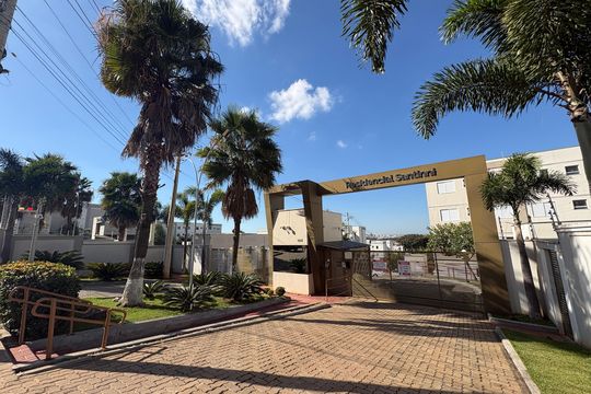 Fachada de apartamento para alugar com 2 quartos, 50m² em Caguaçu, Sorocaba