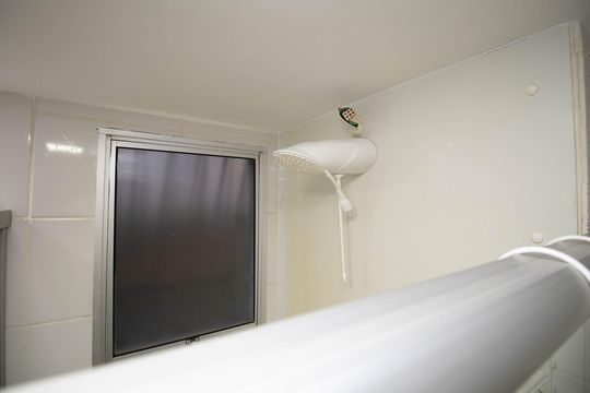 Banheiro Social de apartamento para alugar com 2 quartos, 45m² em Paranoa, Brasília