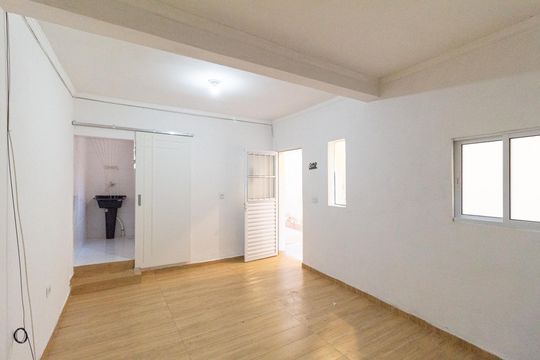 Sala de casa para alugar com 2 quartos, 171m² em Jardim Carapicuiba, Carapicuíba
