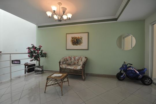 Sala de estar de casa para alugar com 4 quartos, 370m² em Tucuruvi, São Paulo