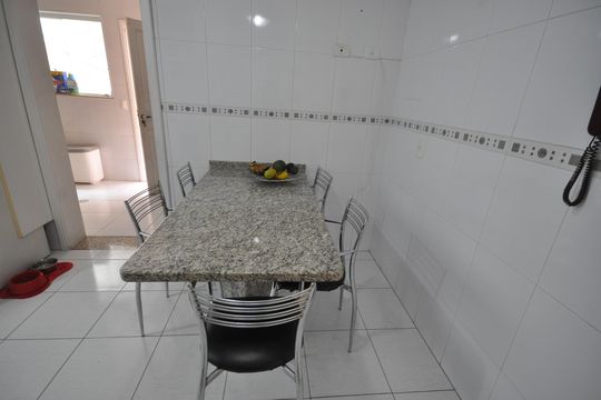Cozinha de casa para alugar com 4 quartos, 370m² em Tucuruvi, São Paulo