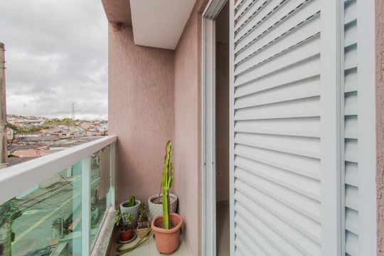 Sacada de apartamento para alugar com 3 quartos, 70m² em Vila Assis Brasil, Mauá