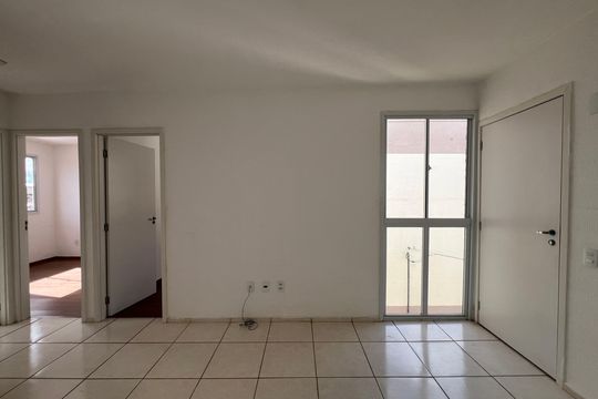 Sala de apartamento à venda com 2 quartos, 43m² em Arvoredo Ii, Contagem