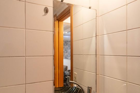 Banheiro de apartamento à venda com 3 quartos, 75m² em Jardim Nova Taboao, Guarulhos