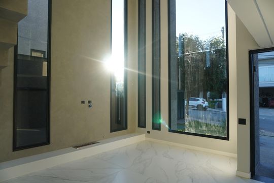 Sala de Estar de casa de condomínio para alugar com 4 quartos, 312m² em Sítio do Rosário, Barueri