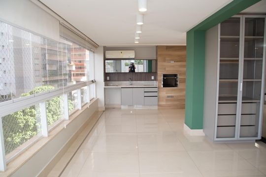 Varanda da Sala de apartamento para alugar com 3 quartos, 570m² em Setor Marista, Goiânia