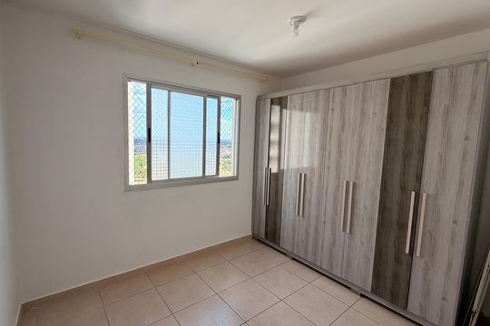 Quarto 1 de apartamento para alugar com 3 quartos, 65m² em Vila Alzira, Aparecida de Goiânia