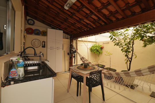 Varanda de apartamento à venda com 2 quartos, 65m² em Vila Mariana, São Paulo
