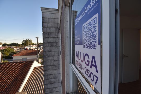 Placa de apartamento para alugar com 2 quartos, 48m² em Rio Pequeno, São José dos Pinhais