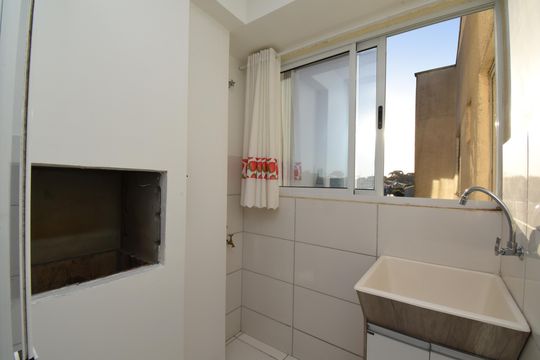 Área de Serviço de apartamento para alugar com 2 quartos, 48m² em Rio Pequeno, São José dos Pinhais