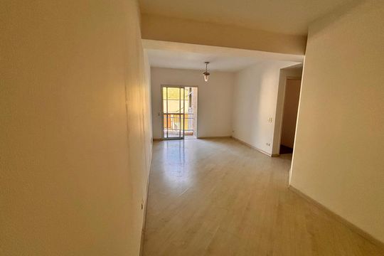 Sala de apartamento para alugar com 2 quartos, 60m² em Residencial Morada dos Lagos, Barueri
