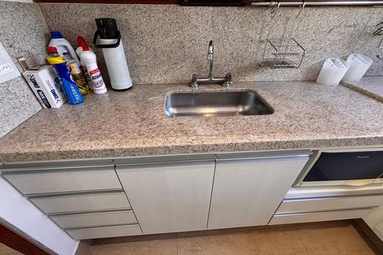 Cozinha de apartamento para alugar com 2 quartos, 98m² em Vila Olímpia, São Paulo
