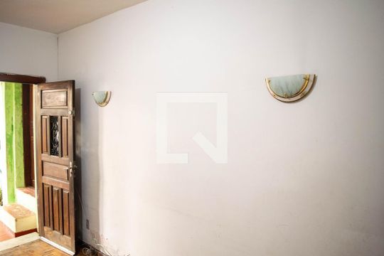 Casa à venda com 4 quartos, 100m² em Cidade Mãe do Céu, São Paulo