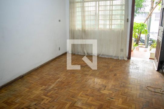 Casa à venda com 4 quartos, 100m² em Cidade Mãe do Céu, São Paulo