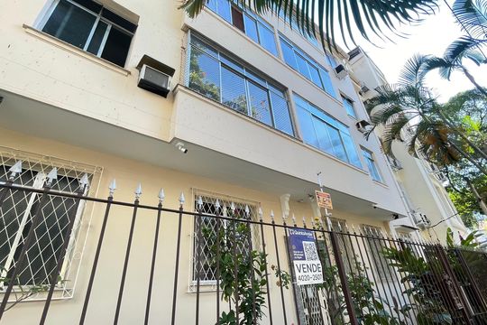 Fachada de apartamento à venda com 1 quarto, 38m² em Tijuca, Rio de Janeiro