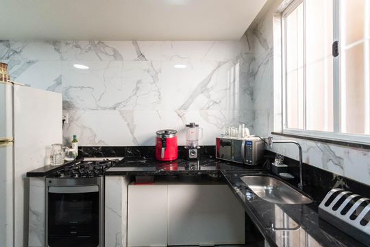 Cozinha de apartamento à venda com 1 quarto, 38m² em Tijuca, Rio de Janeiro