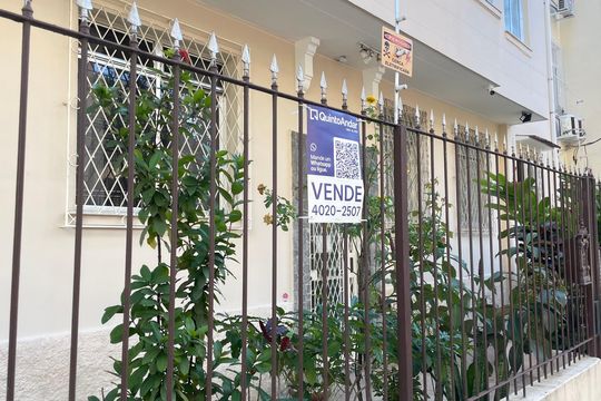 Plaquinha de apartamento à venda com 1 quarto, 38m² em Tijuca, Rio de Janeiro