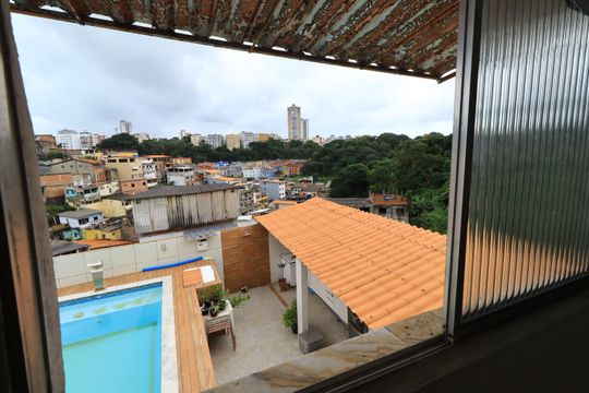 Casa para alugar com 2 quartos, 75m² em Luiz Anselmo, Salvador