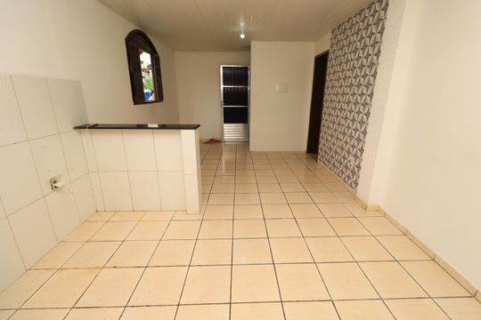 Casa para alugar com 2 quartos, 75m² em Luiz Anselmo, Salvador