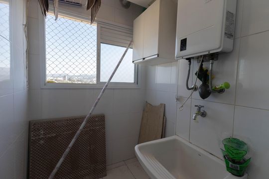  Área de Serviço de apartamento para alugar com 2 quartos, 60m² em Vila Nova Mazzei, São Paulo