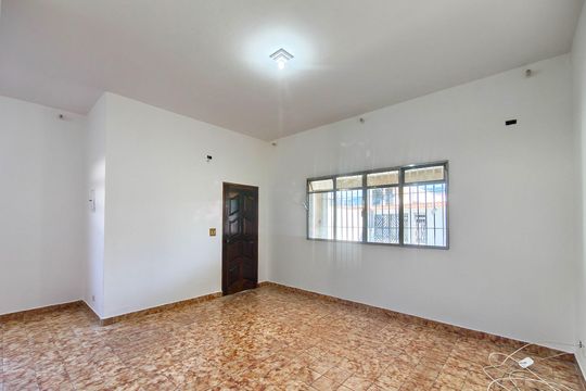 Casa para alugar com 4 quartos, 160m² em Vila Caiçara, Praia Grande