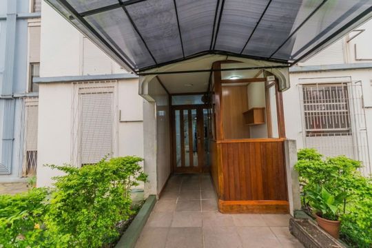 Fachada de apartamento à venda com 2 quartos, 58m² em Humaitá, Porto Alegre