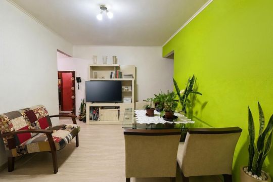 Sala de apartamento à venda com 2 quartos, 58m² em Humaitá, Porto Alegre
