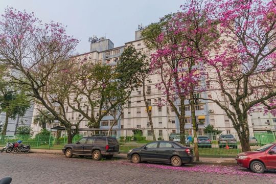 Área externa de apartamento à venda com 2 quartos, 58m² em Humaitá, Porto Alegre