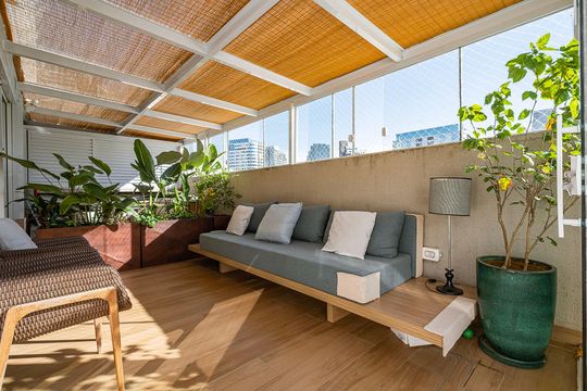 Varanda de apartamento à venda com 2 quartos, 150m² em Pinheiros, São Paulo