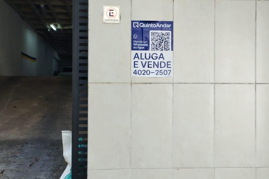 placa instalada KNW-168 de apartamento para alugar com 2 quartos, 67m² em Sion, Belo Horizonte