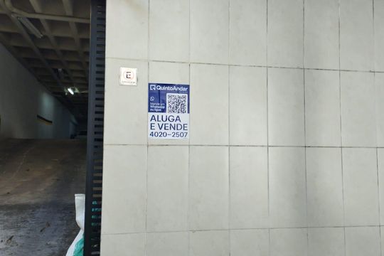 placa instalada KNW-168 de apartamento para alugar com 2 quartos, 67m² em Sion, Belo Horizonte