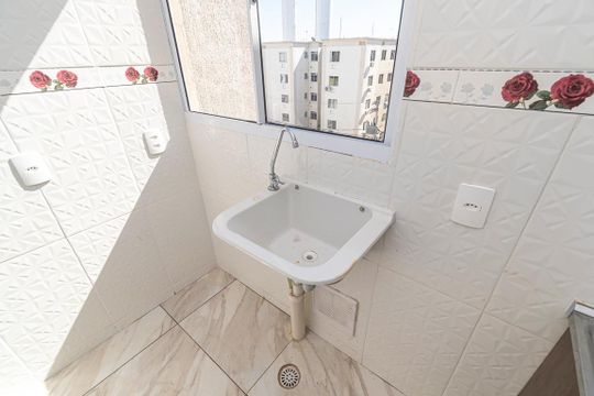 Área de Serviço de apartamento para alugar com 2 quartos, 40m² em Brás de Pina, Rio de Janeiro