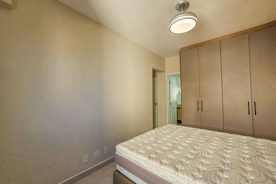 Apartamento para alugar com 2 quartos, 74m² em Vila Alzira, Guarujá