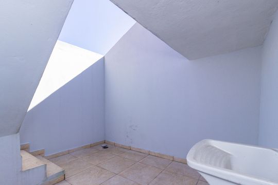 Lavanderia de casa à venda com 2 quartos, 73m² em Vila Yara, São Paulo