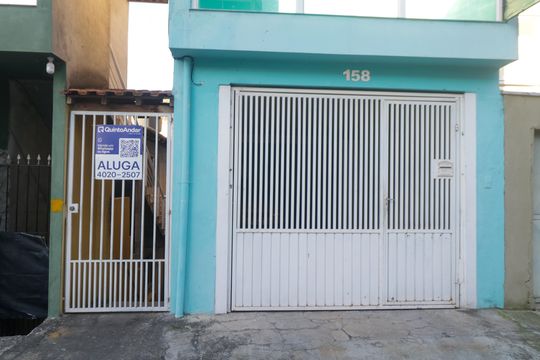 Placa de casa para alugar com 1 quarto, 72m² em Parque João Ramalho, Santo André
