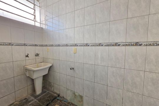 Área de serviço de casa à venda com 3 quartos, 128m² em Jardim Aurélia, Campinas