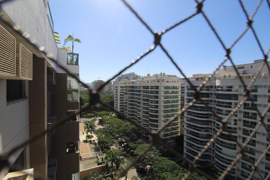 Sala 1 - Vista de apartamento para alugar com 3 quartos, 220m² em Barra Olímpica, Rio de Janeiro