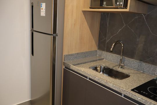 Cozinha de apartamento para alugar com 1 quarto, 30m² em Vila Prudente, São Paulo