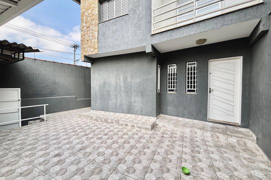 Garagem de casa à venda com 3 quartos, 100m² em Vila Domitila, São Paulo