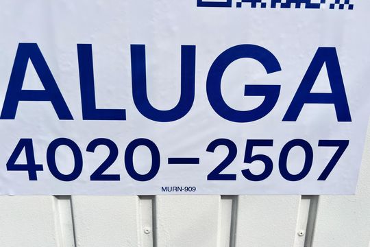 Placa de casa à venda com 3 quartos, 100m² em Vila Domitila, São Paulo
