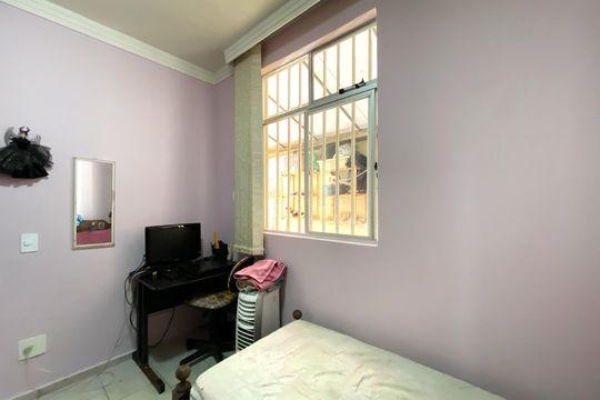 Apartamento à venda com 2 quartos, 62m² em Sagrada Família, Belo Horizonte