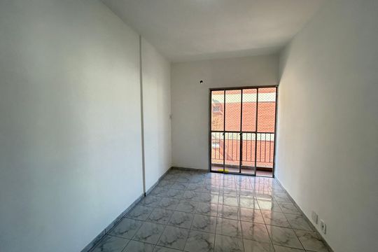 Apartamento para alugar com 2 quartos, 21m² em Todos Os Santos, Rio de Janeiro