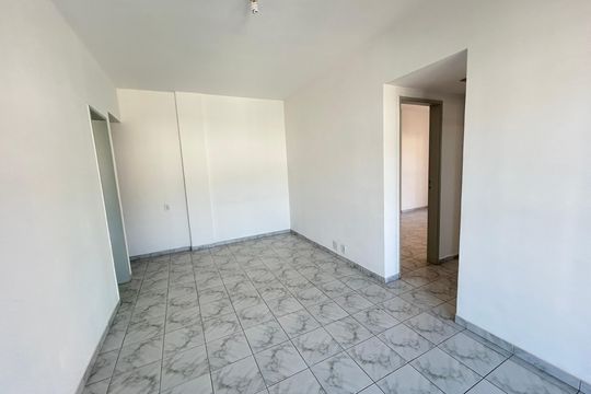 Apartamento para alugar com 2 quartos, 21m² em Todos Os Santos, Rio de Janeiro