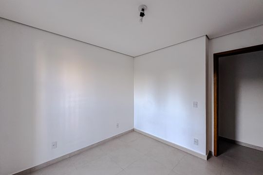 Quarto 1 de apartamento à venda com 2 quartos, 54m² em Vila Canero, São Paulo