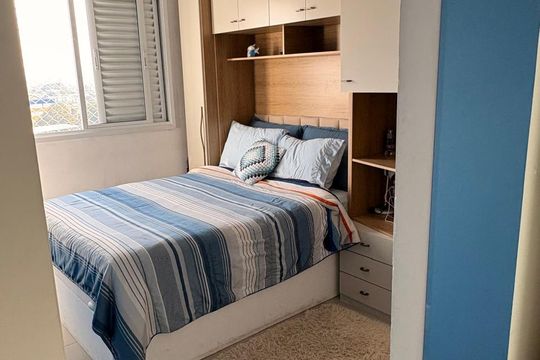 Quarto de apartamento para alugar com 3 quartos, 72m² em Vila Barros, Guarulhos